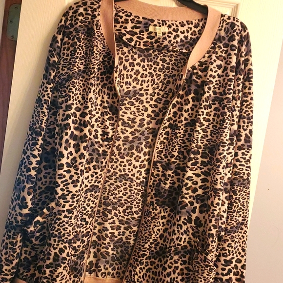 Kori Jackets & Blazers - Leopard print zip up jacket